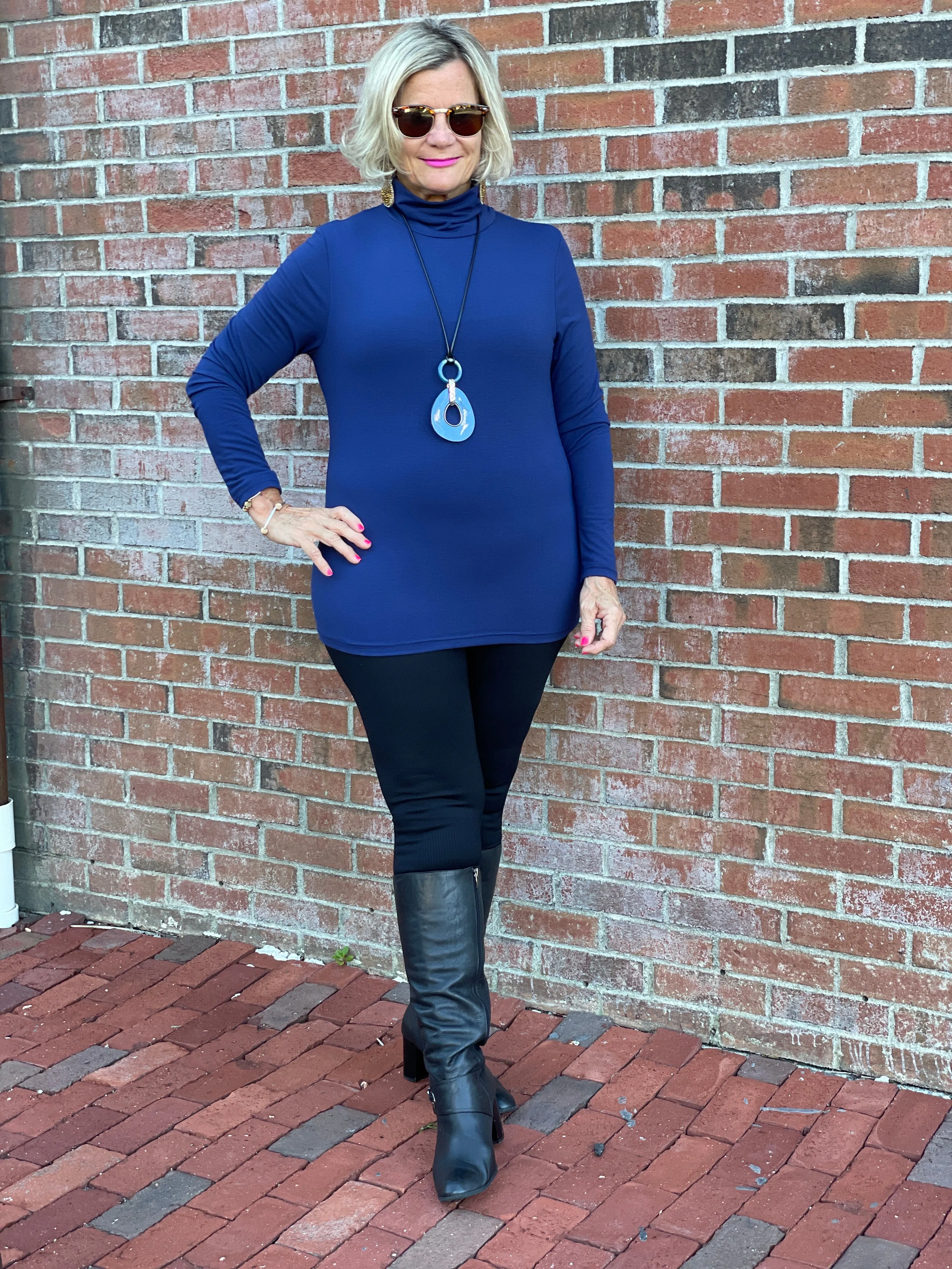 BASE LAYER TURTLE NECK BLUE