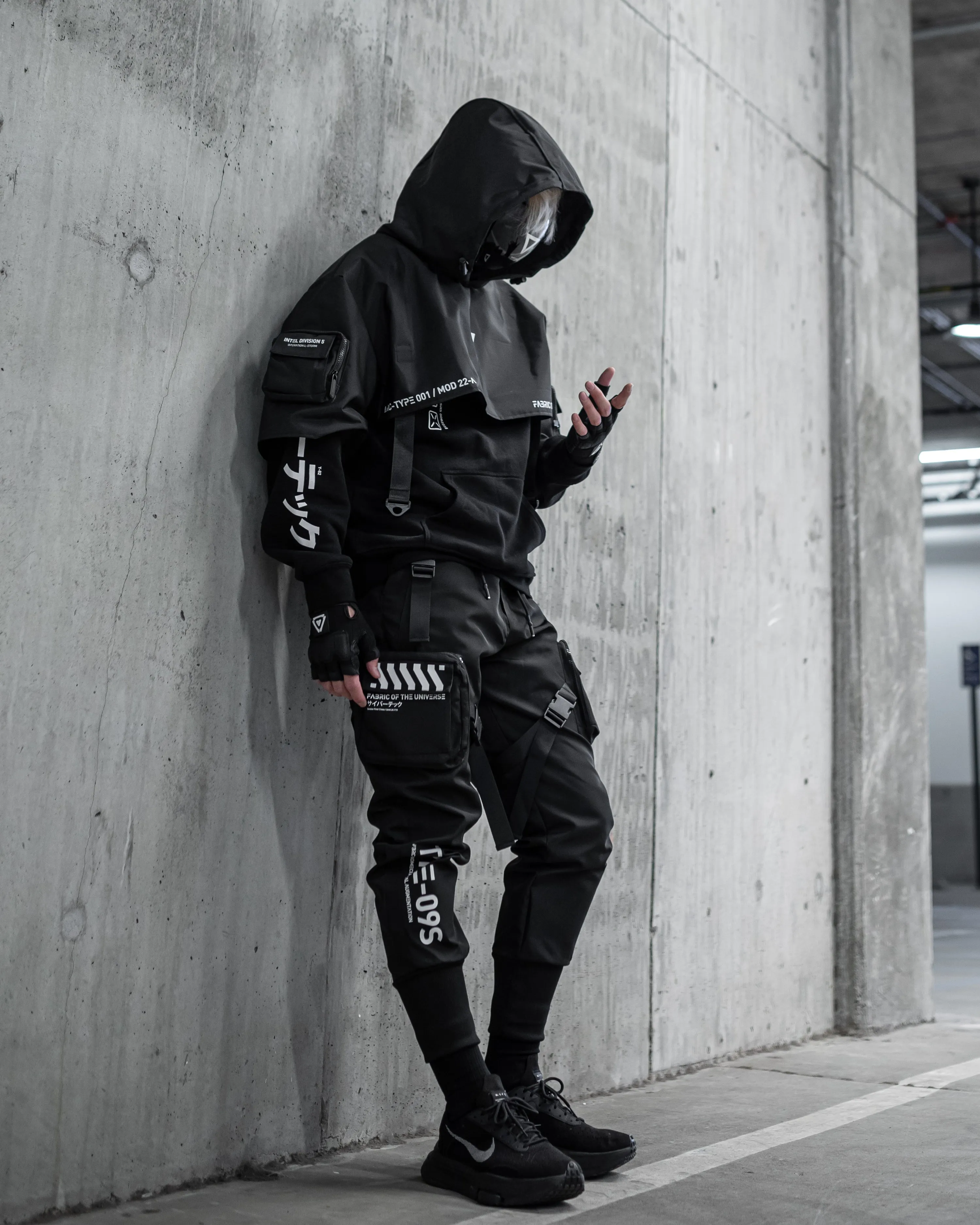 CG-Type 09S Black Cargo Pants